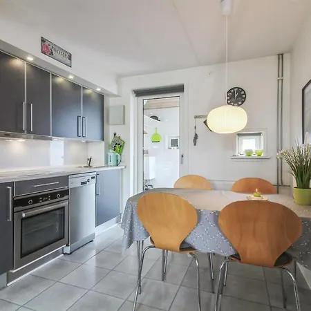 Leilighet Helene - 2-3km From The Sea By Interhome *